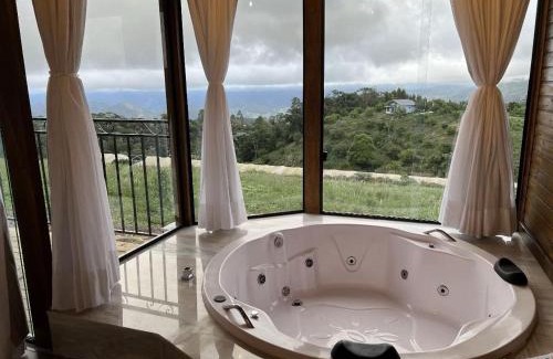 Venda Nova Do Imigrante Chalet De Esquí | Pousada Alto Colina - Chalé Siriema