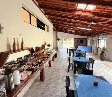 Praia da Armacao do Itapocoroi Hotel | Pousada Brisa Garden - Penha