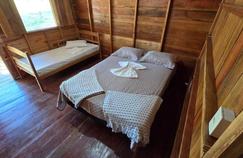 Careiro Cabina | Pousada Cabana Nativa Paraíso