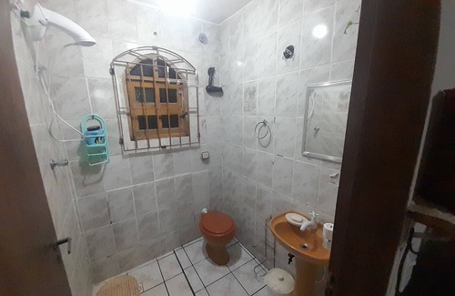 Balneario Gaivotas Cabina | Pousada Crazy Hostel