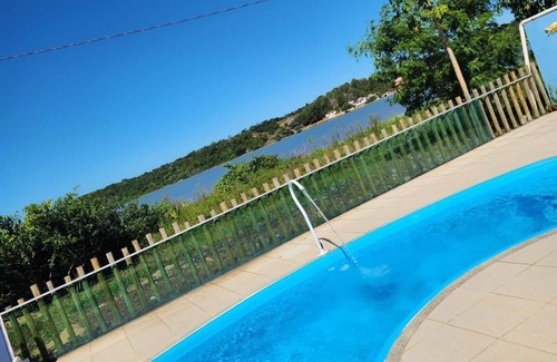 Pontal do Piraqueacu Chalet De Esquí | Pousada In Paradiso