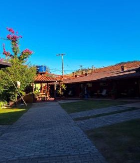 Sao Bento do Sapucai Hotel | POUSADA SERRANO