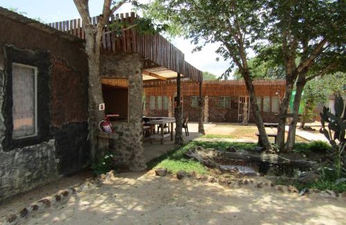 Kasane Cama Y Desayuno | POVI Holiday Home