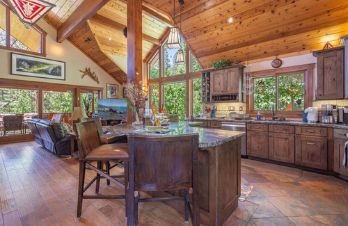 Olympic Valley Casa | Powder Moon Special book 6 noches la 7ma noche es GRATIS