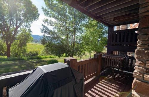 Ogden Casa | Powder Palace with Hot Tub and Resort Amenities