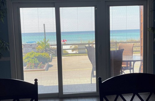 Panama City Beach Condominio | POY 109 BEACHFRONT GROUND LEVEL