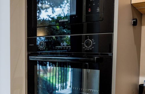 Poznan Apartamento | Poznań Airport Deluxe Apartment