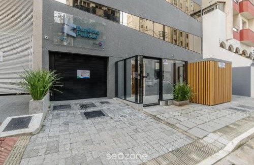 Centro Apartamento | Prédio c/Aptos Novos a 300m da Praia - EEP