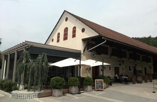 Obcina Brezovica Casa | Pr Kopač