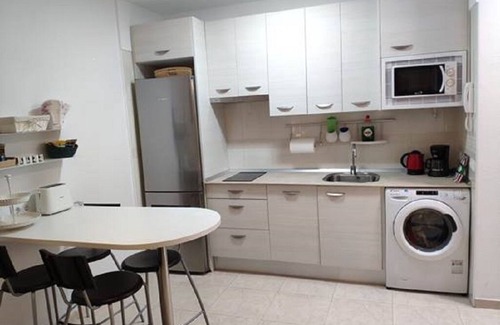 Puerto de Guimar Apartamento | Primera línea de playa, piscina, Wi-Fi, Smart TV, luminoso, nuevo