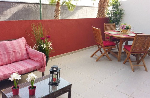 Puerto de Guimar Apartamento | Primera línea de playa, piscina, Wi-Fi, Smart TV, luminoso, nuevo