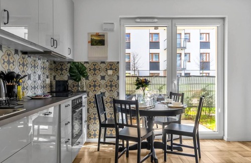 Praga Poludnie Apartamento | Praga Apartment - Terrace & Parking - by Rentujemy