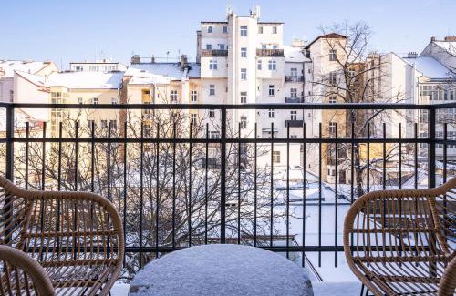 Prague 2 Apartamento | Prague Days - Bright Flat - Small Balcony - Quiet Area