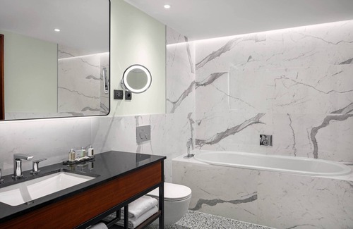 Prague 1 Hotel | Prague Marriott Hotel