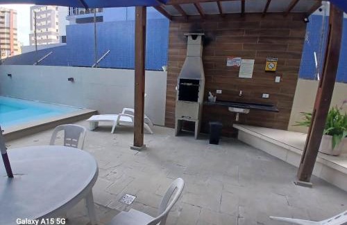 Ponta Verde Apartamento | Praia de Ponta Verde em frente ao Trópico Hotel com Manobrista - Apto 208