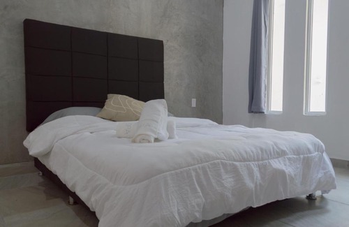 Peninsulas de Santiago Apartamento | PRANA Dpto con alberca asador y terraza