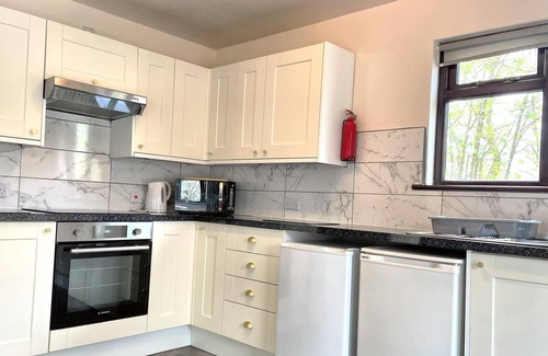 Llanybri Casa | PrancingHare Lodge-Woodland Lodges-Pembrokshire