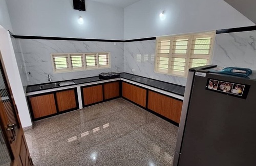 Mandarthi Casa | Prashanthi Homestay - Four Bedroom Holiday Home
