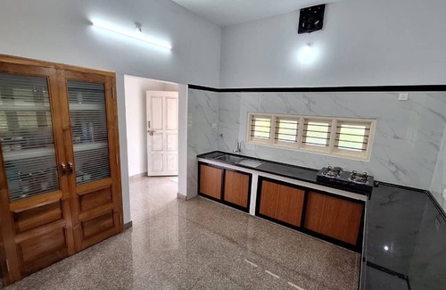 Mandarthi Casa | Prashanthi Homestay - Four Bedroom Holiday Home
