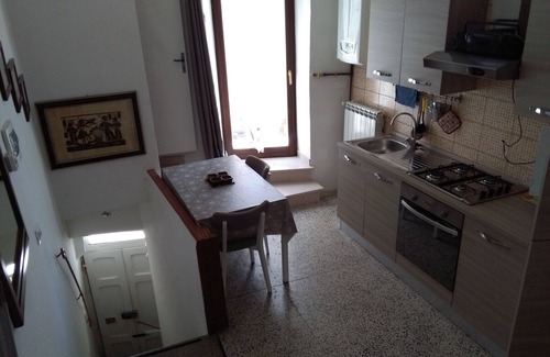 Pratola Peligna Casa | Pratola P. Mini apto completamente reformado, en el centro histórico.