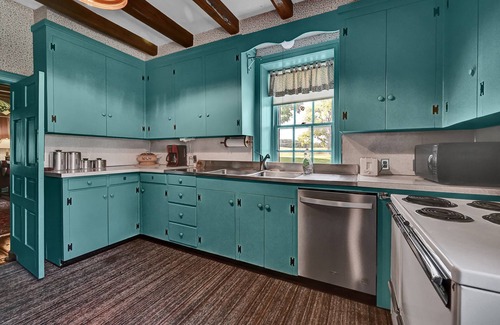Porters Sideling Otro | Pre-Civil War Farmhouse / Personal Private Golf Course