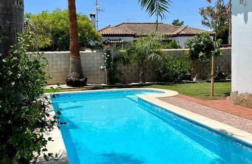 La Coquina Chalet De Esquí | Precioso chalet con piscina en zona tranquila