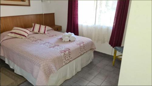 Colonia del Sacramento Casa | Preciosa casa en la tranquilidad de Colonia Relájate con toda la familia donde la tranquilidad se respira - A una cuadra de la mejor zona de la rambla de Colonia del Sacramento te espera esta casa para pasar las vacaciones en familia