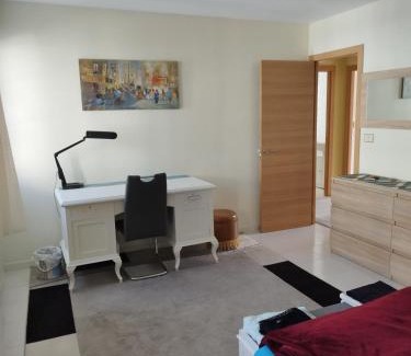 Palas de Rei Casa | PRECIOSA CASA DE 4 HABITACIONES EN PLENO CORAZÓN DEL CAMINO DE SANTIAGO!