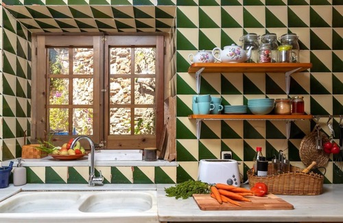 Peratallada Cabaña | Preciosa casa rural en el centro de Peratallada
