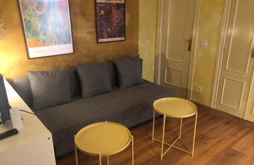 Barrio de La Latina Apartamento | PRECIOSO ESTUDIO CON TERRAZA EN EL CORAZON DE MADRID Calle Cava Baja, 30
