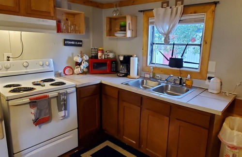 West Monroe Casa | Precious 2BR/1Bath. Affordable for workers