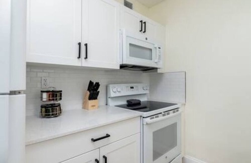 Coral Shores Apartamento | Premier 2-Bedroom Apartment in Prime Area in FLL