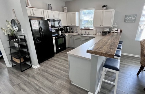 North Myrtle Beach Condominio | Premier Golf Location - Barefoot Resort! Family/dog friendly - 2 pools/beach!