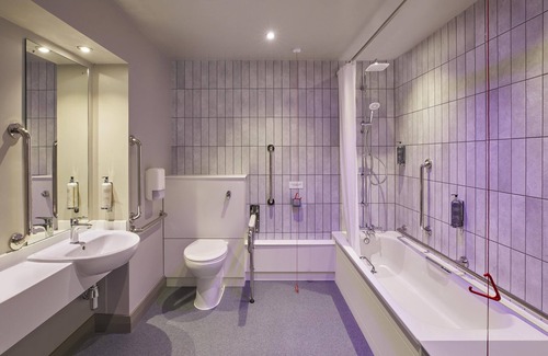 Wenvoe Hotel | Premier Inn Cardiff West