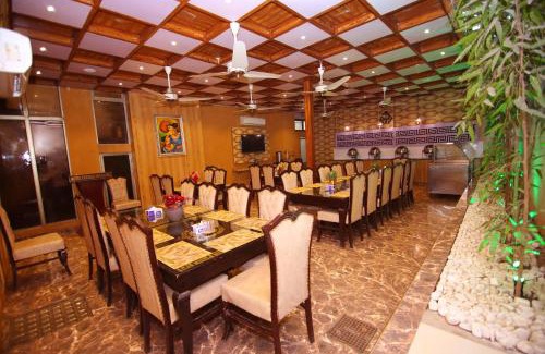 Lahore Hotel | Premier Inn Grand Gulberg Lahore