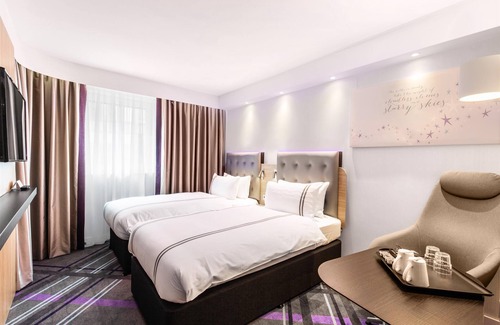 Hammerbrook Hotel | Premier Inn Hamburg City Hammerbrook