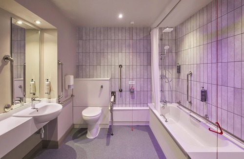 Stratford-upon-Avon Hotel | Premier Inn Stratford-Upon-Avon Waterways