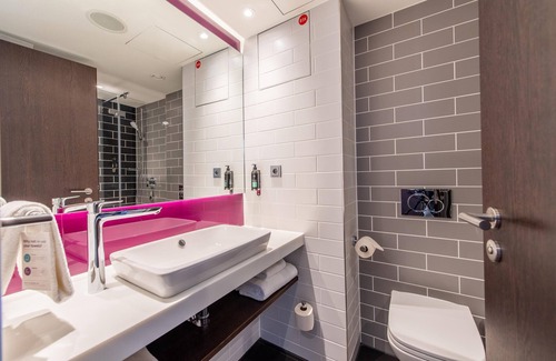 Europaviertel Hotel | Premier Inn Stuttgart City Centre