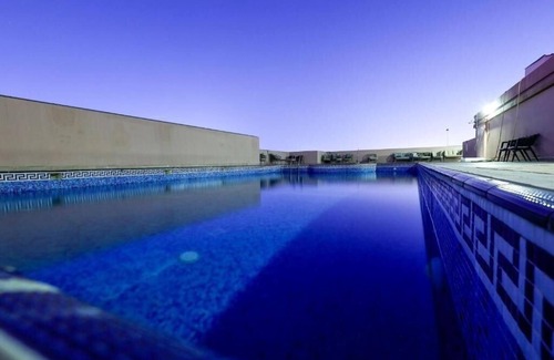 Al Muraqqabat Apartamento | Premier King Room Near By Al Dana Centre