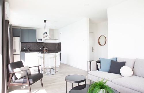 Ericeira Apartamento | Premier Palaca: ground floor, walk to reserve, Riberira d'IIlas, town of Ribamar