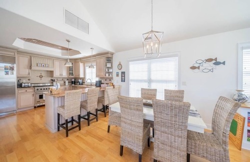 Stone Harbor Casa | Premier Stone Harbor Coastal Living - Heated Pool & Steps From Iconic Beaches
