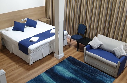 Loxford Casa | PremierLux Serviced Apartments