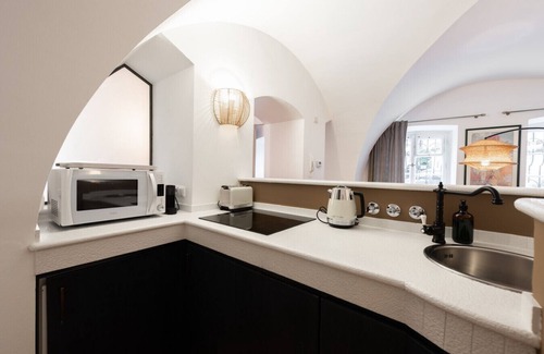Mala Strana Apartamento | Premium 1BDR Apartment Steps Away from Charles Bridge