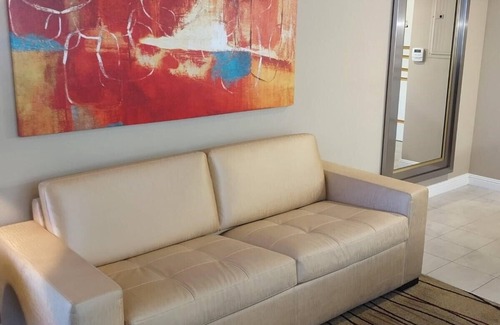 Winchester Complejo | Premium 2 Bedroom Villa w/ King Beds 3 Bathrooms & Living Room w/ Queen Sofa-Bed