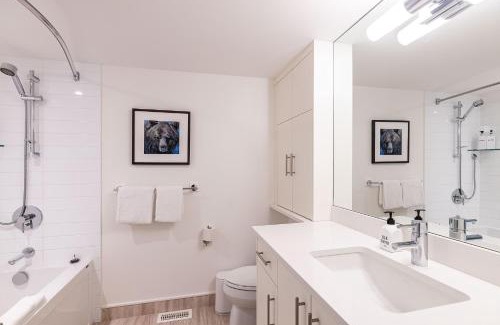 Whistler Village Casa | Premium 4-Bedroom Chalet