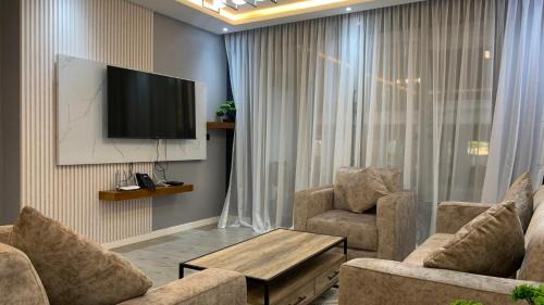 Yaounde Apartamento | Premium apart with pool, billards and parking