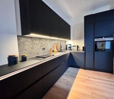 Magdeburg Apartamento | PREMIUM Apartment in Magdeburg Stadtfeld Ost mit 2 Schlafzimmern & Stellplatz