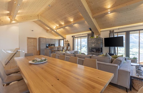 Haus im Ennstal Chalet De Esquí | Premium Chalet with 5 bedrooms and sauna & pool