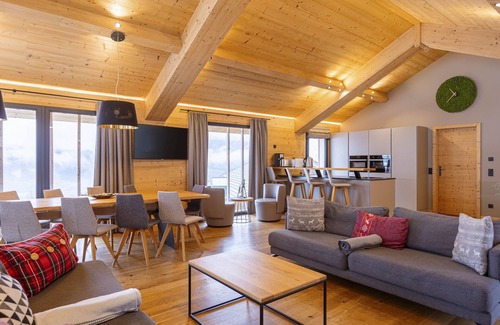 Haus im Ennstal Chalet De Esquí | Premium Chalet with 5 bedrooms and sauna & pool