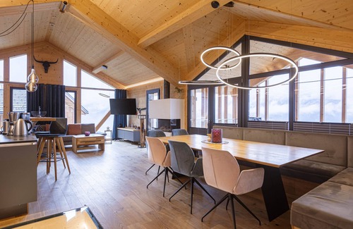 Haus im Ennstal Chalet De Esquí | Premium Chalet with 5 bedrooms and sauna & pool